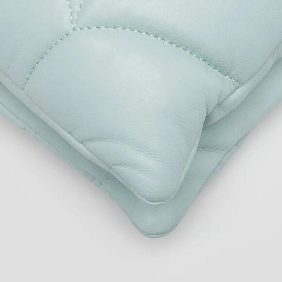 Mulberry Acrylic Green Quilted Leather Little Softie Crossbody Bag - Picture 5 of 10